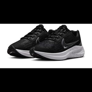 Nike Zoom Winflo 8 Shield